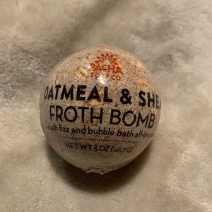 Pacha Oatmeal & Shea Froth Bomb